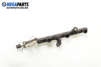 Fuel rail for Alfa Romeo 147 1.6 16V T.Spark, 120 hp, hatchback, 3 doors, 2001