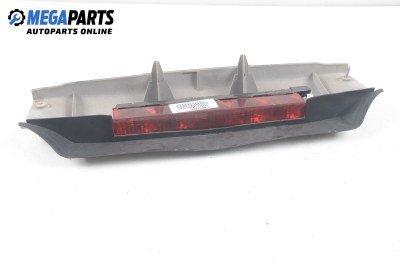Central tail light for Ford Mondeo Mk III 2.0 16V TDCi, 115 hp, station wagon, 5 doors, 2002