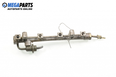 Fuel rail for Daewoo Nexia 1.5, 75 hp, hatchback, 3 doors, 1996