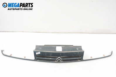 Headlights lower trim for Citroen Xantia 1.8, 101 hp, station wagon, 5 doors, 1996