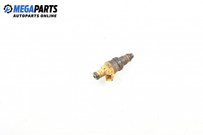 Gasoline fuel injector for Alfa Romeo 146 1.6 16V T.Spark, 120 hp, hatchback, 5 doors, 1997