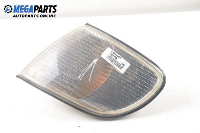 Blinklicht for Audi A6 (C4) 2.0 16V, 140 hp, combi, 5 türen, 1995, position: links