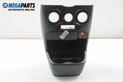 Central console for Fiat Punto 1.2, 60 hp, hatchback, 5 doors, 2003