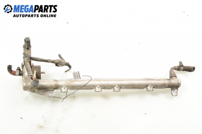 Fuel rail for Renault 19 1.7, 90 hp, hatchback, 5 doors, 1990