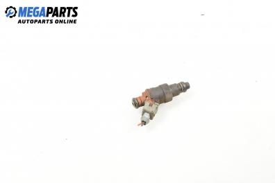 Gasoline fuel injector for Renault 19 1.7, 90 hp, hatchback, 5 doors, 1990