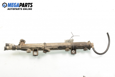 Fuel rail for Lancia Dedra 1.8 i.e., 101 hp, sedan, 5 doors, 1996