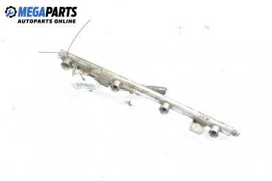 Fuel rail for Audi A4 (B6) 1.8 T, 150 hp, station wagon, 5 doors, 2002