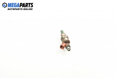 Gasoline fuel injector for Mazda 323 (BG) 1.3 16V, 73 hp, hatchback, 3 doors, 1994