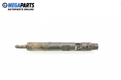 Diesel fuel injector for Renault Clio II 1.5 dCi, 65 hp, hatchback, 5 doors, 2001