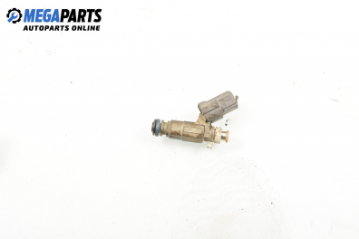 Gasoline fuel injector for Nissan Primera (P11) 2.0 16V, 140 hp, station wagon, 5 doors automatic, 2000