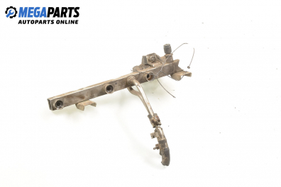 Fuel rail for Opel Astra F 1.6 Si, 100 hp, station wagon, 5 doors, 1993