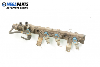 Fuel rail with injectors for Renault Laguna I (B56; K56) 2.0, 113 hp, hatchback, 5 doors, 1995