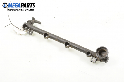 Fuel rail for Renault Megane Scenic 1.6 16V, 107 hp, minivan, 5 doors, 1999