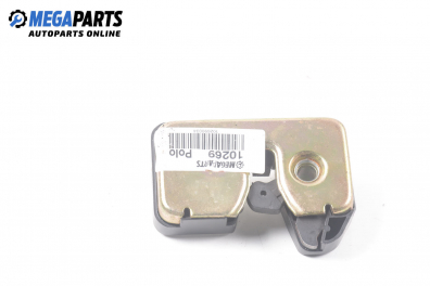 Trunk lock for Volkswagen Polo (6N/6N2) 1.9 D, 64 hp, hatchback, 3 doors, 1997, position: rear