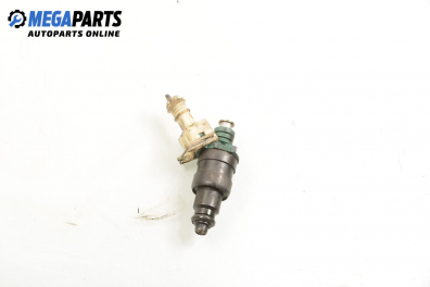 Gasoline fuel injector for Renault Clio II 1.4, 75 hp, hatchback, 5 doors, 2000