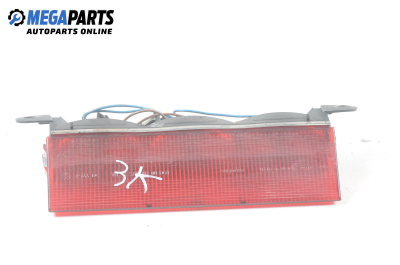 Central tail light for Chrysler PT Cruiser 2.0, 141 hp, hatchback, 5 doors, 2000