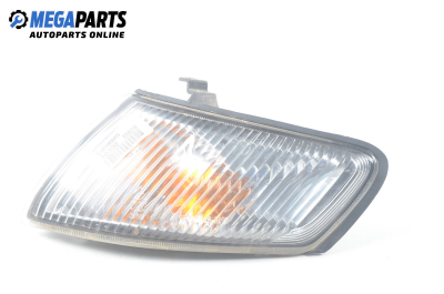 Blinklicht for Mazda 626 (VI) 2.0 DI TD, 90 hp, sedan, 5 türen, 1998, position: links