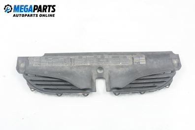 Headlights lower trim for Renault Laguna I (B56; K56) 3.0, 167 hp, hatchback, 5 doors automatic, 1997