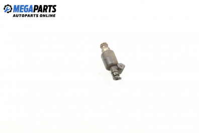 Gasoline fuel injector for Opel Astra F 1.6 16V, 100 hp, station wagon, 5 doors, 1997