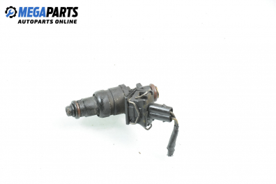 Gasoline fuel injector for Mercedes-Benz CLK-Class 208 (C/A) 2.3 Kompressor, 193 hp, coupe, 3 doors automatic, 1998