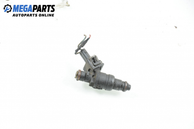 Gasoline fuel injector for Mercedes-Benz CLK-Class 208 (C/A) 2.3 Kompressor, 193 hp, coupe, 3 doors automatic, 1998