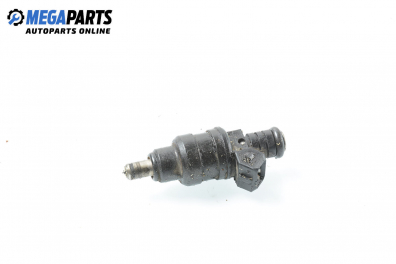 Gasoline fuel injector for Opel Vectra A 2.0, 116 hp, hatchback, 5 doors, 1991