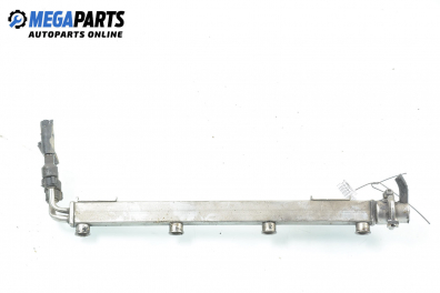 Fuel rail for Saab 9-3 2.0, 131 hp, hatchback, 5 doors, 2000