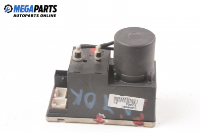 Central lock vacuum pump for Audi A4 (B5) 2.5 TDI Quattro, 150 hp, station wagon automatic, 1999