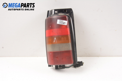 Tail light for Chrysler Voyager 2.5 TD, 118 hp, minivan, 5 doors, 1995, position: left