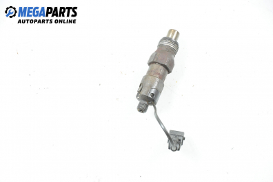 Diesel master fuel injector for Renault Megane Scenic 1.9 dT, 90 hp, minivan, 5 doors, 1997