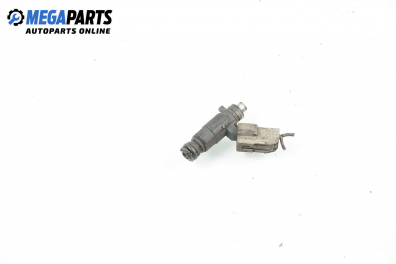 Gasoline fuel injector for Hyundai Elantra 1.6, 105 hp, sedan, 5 doors, 2003