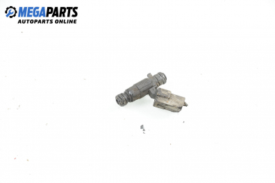 Gasoline fuel injector for Hyundai Elantra 1.6, 105 hp, sedan, 5 doors, 2003