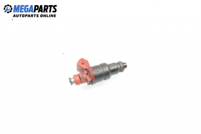 Gasoline fuel injector for Mercedes-Benz CLK-Class 208 (C/A) 2.0, 136 hp, coupe, 3 doors, 1998