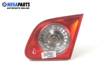 Inner tail light for Volkswagen Passat (B6) 2.0 16V TDI, 140 hp, sedan automatic, 2005, position: right