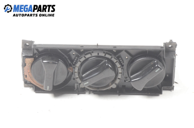 Panel heating for Volkswagen Passat (B3) 1.8, 90 hp, station wagon, 5 doors, 1991