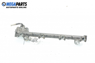 Fuel rail for Mitsubishi Galant VIII 2.0, 136 hp, station wagon, 5 doors, 1997