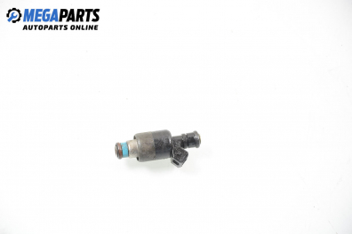 Gasoline fuel injector for Daewoo Lanos 1.3, 75 hp, sedan, 5 doors, 1997