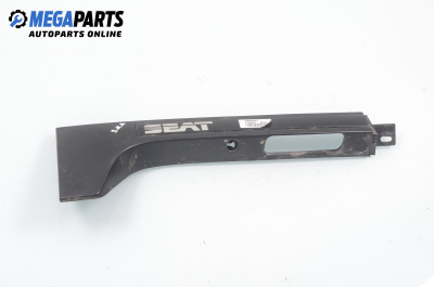 Boot lid moulding for Seat Ibiza (6K) 1.4, 60 hp, hatchback, 3 doors, 1997, position: rear