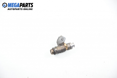 Gasoline fuel injector for Renault Megane Scenic 1.6 16V, 107 hp, minivan, 5 doors, 1999