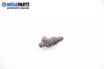 Gasoline fuel injector for Volvo S40/V40 2.0, 140 hp, station wagon, 5 doors, 1997