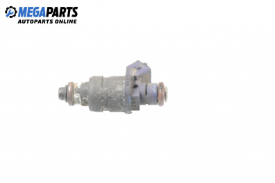 Gasoline fuel injector for Volkswagen Passat (B5; B5.5) 2.8 V6 4motion, 193 hp, station wagon, 5 doors automatic, 1998