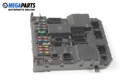 Fuse box for Peugeot 307 2.0 HDI, 107 hp, station wagon, 5 doors, 2004