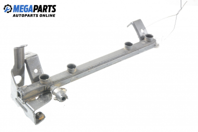 Fuel rail for Peugeot 605 2.0, 121 hp, sedan, 5 doors, 1990