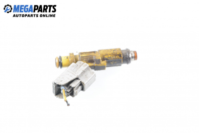 Gasoline fuel injector for Toyota Corolla (E110) 1.3, 86 hp, hatchback, 3 doors, 1997