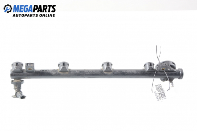Benzin-einspritzleiste for Renault Laguna II (X74) 1.6 16V, 107 hp, hecktür, 5 türen, 2001