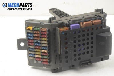 Fuse box for Renault Laguna I (B56; K56) 2.0, 113 hp, hatchback, 5 doors, 1994