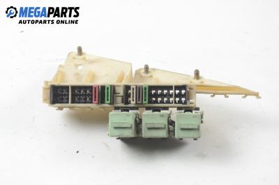 Fuse box for BMW 5 (E39) 2.5 TDS, 143 hp, sedan, 5 doors, 1997