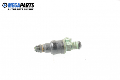 Gasoline fuel injector for BMW 3 (E36) 2.0, 150 hp, sedan, 5 doors, 1996