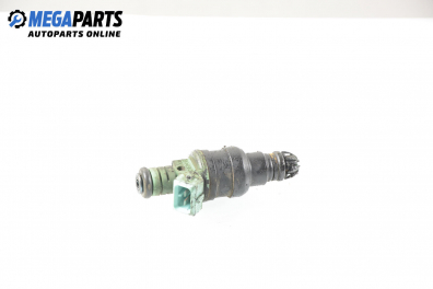 Gasoline fuel injector for BMW 3 (E36) 2.0, 150 hp, sedan, 5 doors, 1996