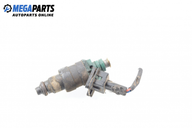 Gasoline fuel injector for Daewoo Nexia 1.5 16V, 90 hp, sedan, 5 doors, 1998